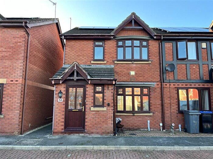 3 Bedroom End Terrace House For Sale In St. Annes Road, Blackpool, FY4