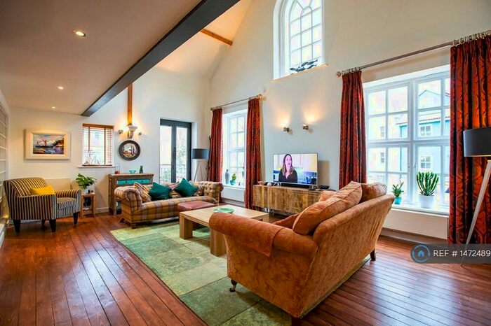 3 Bedroom Semi-Detached House To Rent In Joseph Lancaster Way, Norwich, NR3