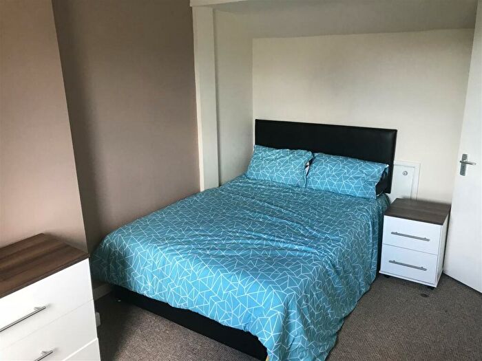 4 Bedroom Terraced House To Rent In South Parade - Four Bedrooms & Three Bathrooms! /, LN1