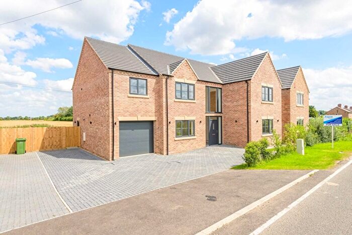 4 Bedroom Detached House For Sale In Gull Road, Guyhirn, Wisbech, Cambs, PE13