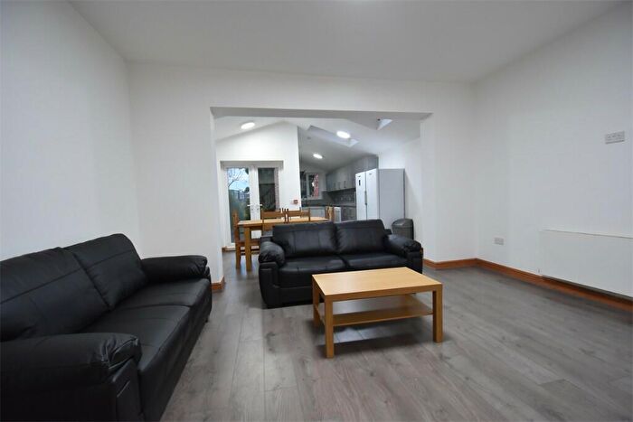 7 Bedroom Terraced House To Rent In Heeley Road, Selly Oak, B29