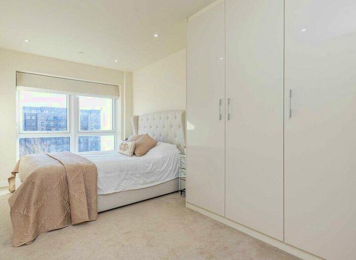 1 Bedroom Flat To Rent In Lapwing Court, Eagle Drive, London, NW9