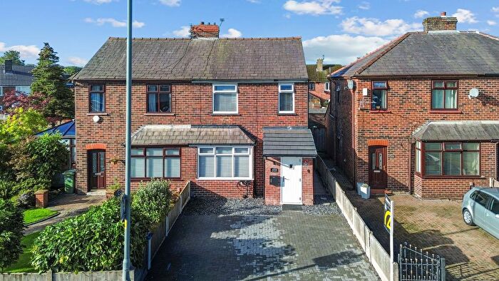 3 Bedroom Semi-Detached House For Sale In Bryn Road, Ashton-In-Makerfield, WN4