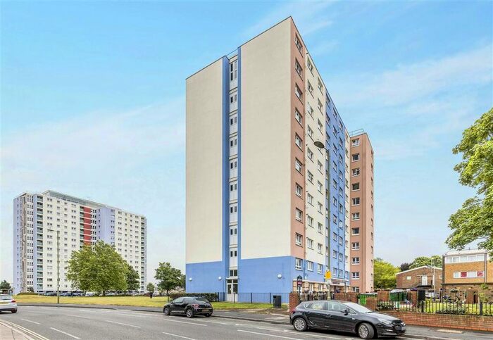 1 Bedroom Flat To Rent In South Street, Gosport, PO12