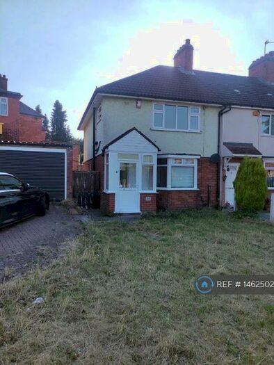 3 Bedroom End Of Terrace House To Rent In School Road, Yardley Wood, Birmingham, B14