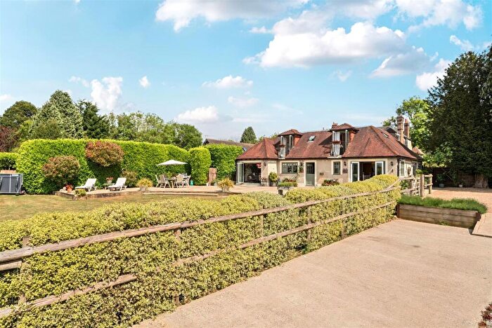 4 Bedroom Detached House For Sale In Upper Gatton, Reigate, RH2