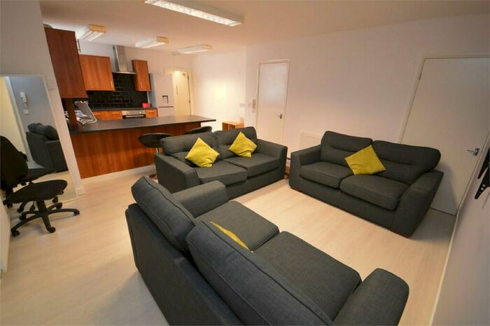 4 Bedroom Apartment To Rent In Norfolk Street, Sunderland, SR1