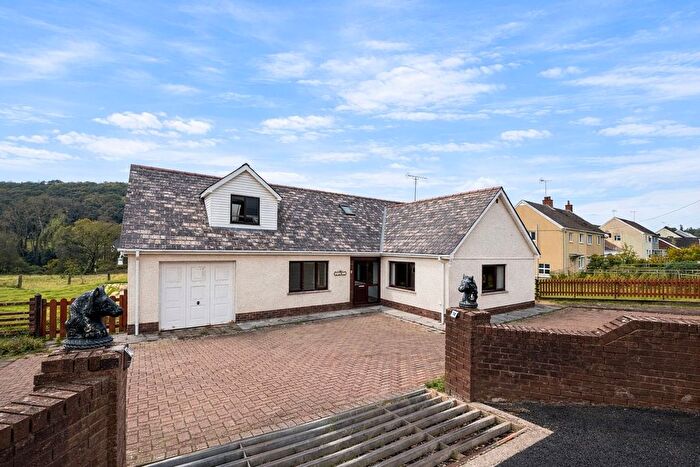 4 Bedroom Detached Bungalow For Sale In Cribyn, Lampeter, SA48