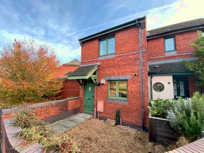 2 Bedroom Semi-Detached House To Rent In Chandlers Walk, Haven Banks, Exeter, EX28B