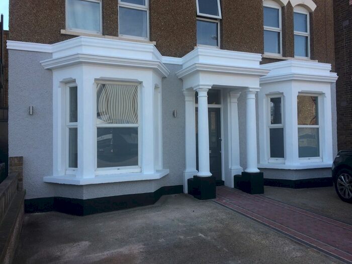 2 Bedroom Flat To Rent In St. Peters Road, Broadstairs, CT10