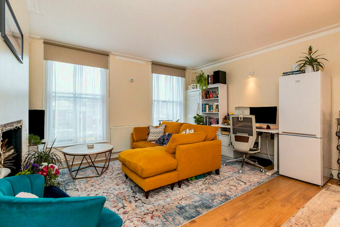 1 Bedroom Flat To Rent In Maple Road, Surbiton, KT6