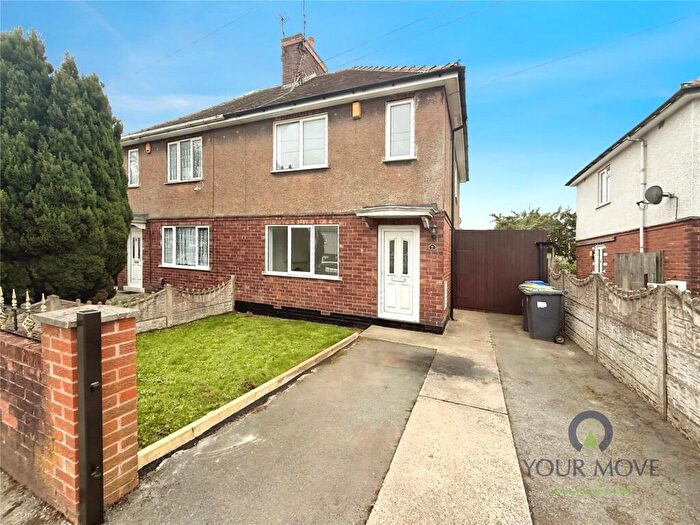 3 Bedroom Semi Detached House To Rent In Banks Avenue, Kirkby-in-Ashfield, Nottingham, Nottinghamshire, NG17
