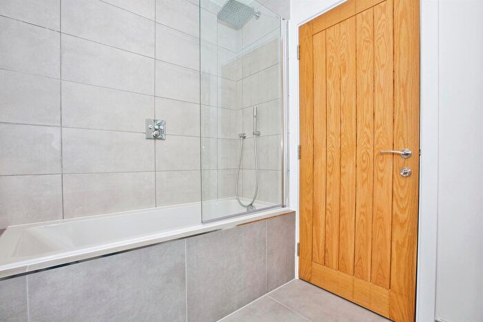 5 Bedroom Detached House For Sale In Monmouth Park, Lyme Regis, DT7