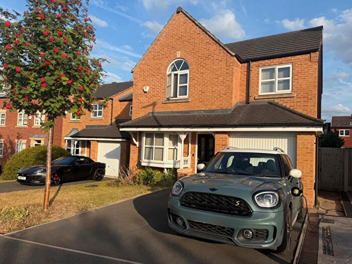 4 Bedroom Detached House For Sale In Bhullar Way, Oldbury, B69