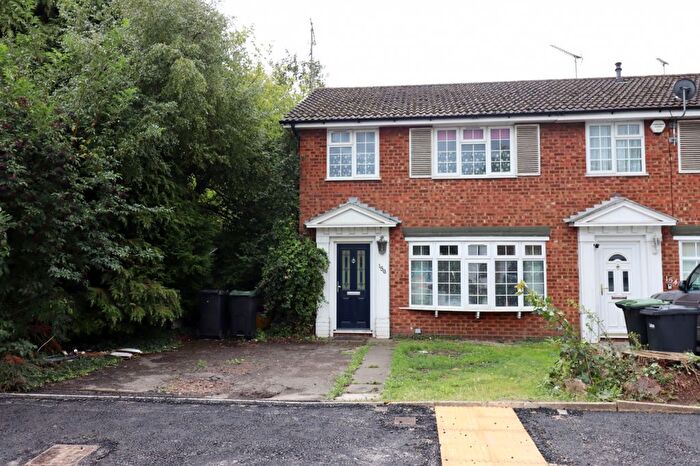 3 Bedroom Semi-Detached House To Rent In Austin Road, LU3