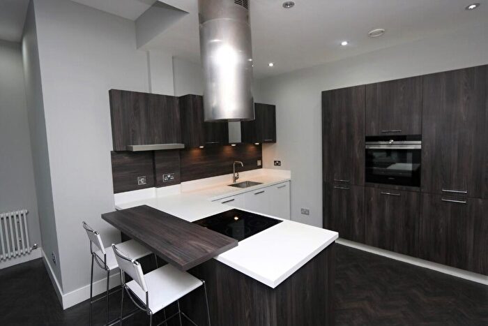 2 Bedroom Flat To Rent In Buchanan Street, Glasgow, G1
