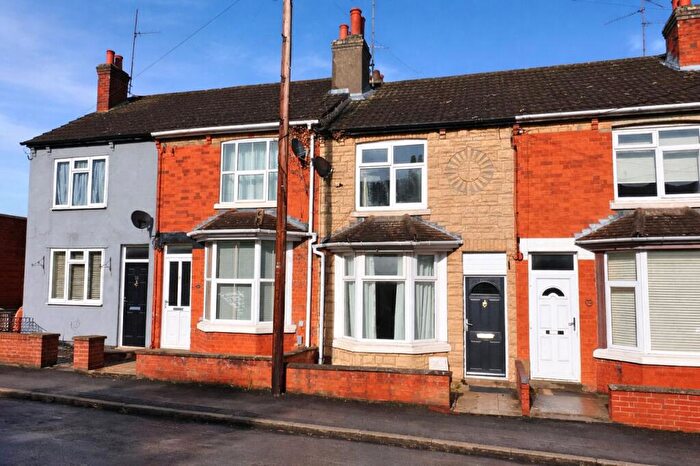 2 Bedroom Terraced House To Rent In George Street, Irthlingborough, Wellingborough, Northamptonshire, NN9