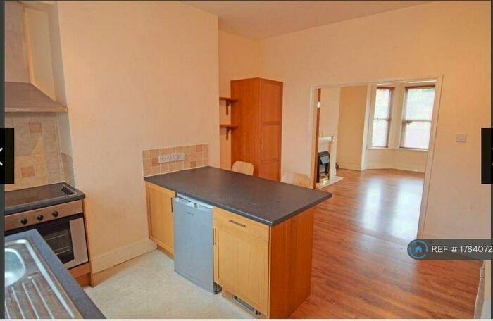 Studio To Rent In Urmston, Manchester, M41