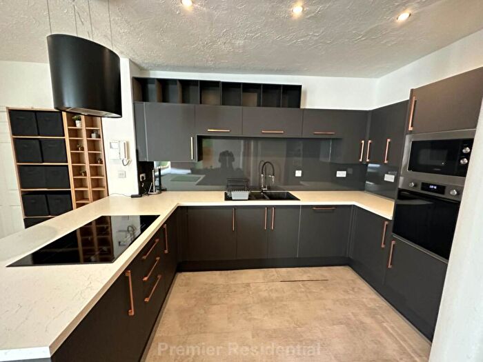 Studio To Rent In Bombay House, Manchester, M1