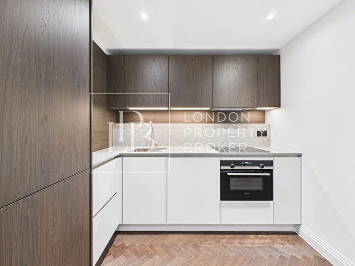 Studio To Rent In Eden Place, Queens Cross, E16