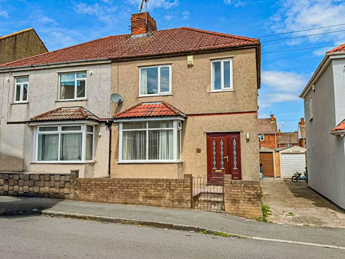 4 Bedroom House To Rent In Toronto Road, Bristol, BS7