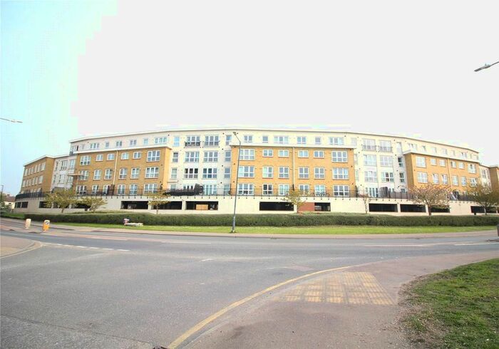 2 Bedroom Flat To Rent In Aurora Court, Romulus Road, Gravesend, Kent, DA12