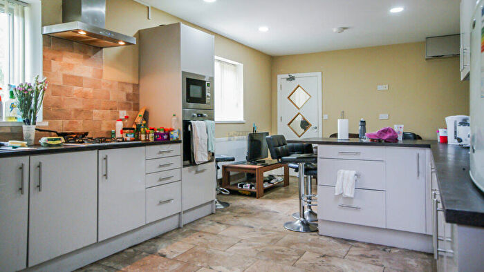 5 Bedroom Detached House To Rent In Ribblesdale Road, Stirchley, Birmingham, B30