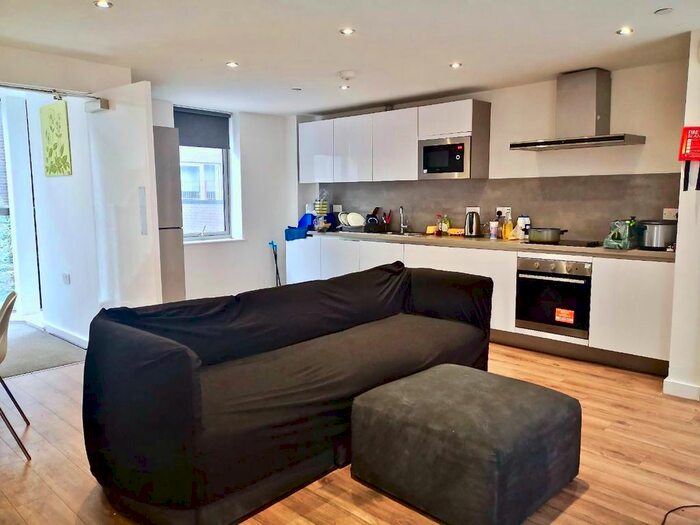 5 Bedroom Terraced House To Rent In Sudbury Street, Sheffield S3