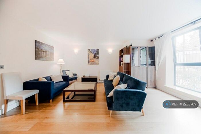 2 Bedroom Flat To Rent In St Williams Court, London, N1