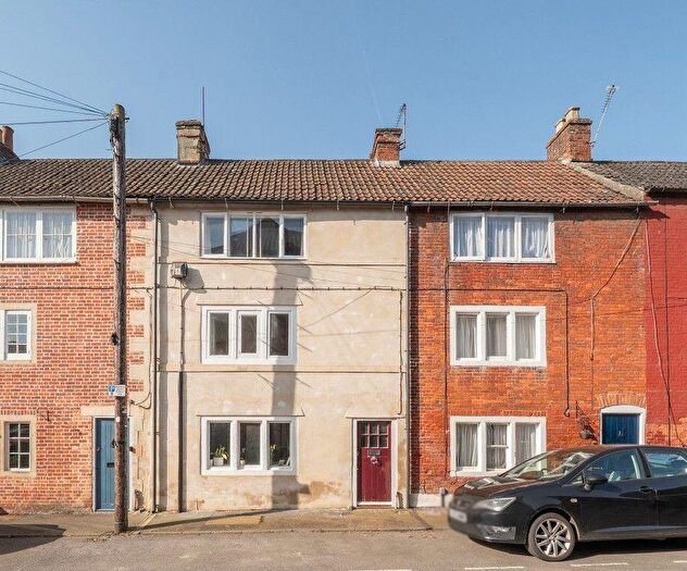 3 Bedroom Terraced House For Sale In Yerbury Street, Trowbridge, Wiltshire., BA14