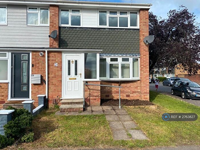 3 Bedroom End Of Terrace House To Rent In Poole Close, Tilehurst, Reading, RG30