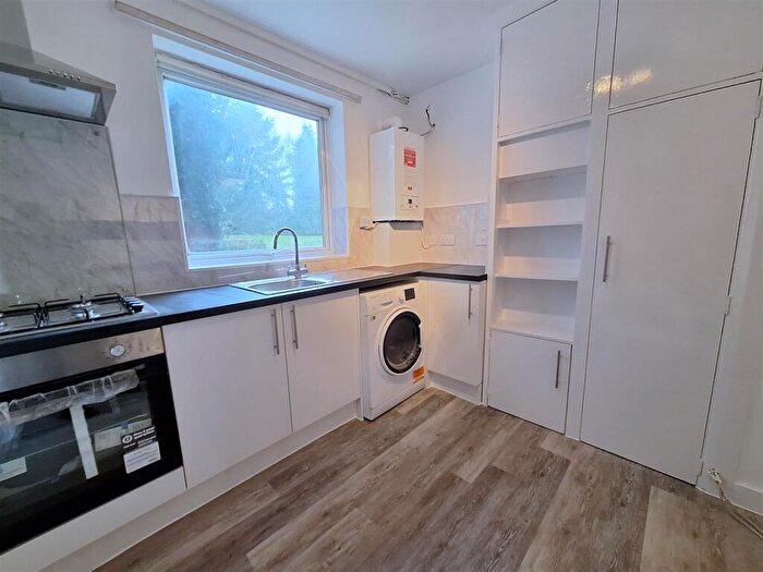 2 Bedroom Flat To Rent In Leighton Court, Copperdale Close, Earley, RG6