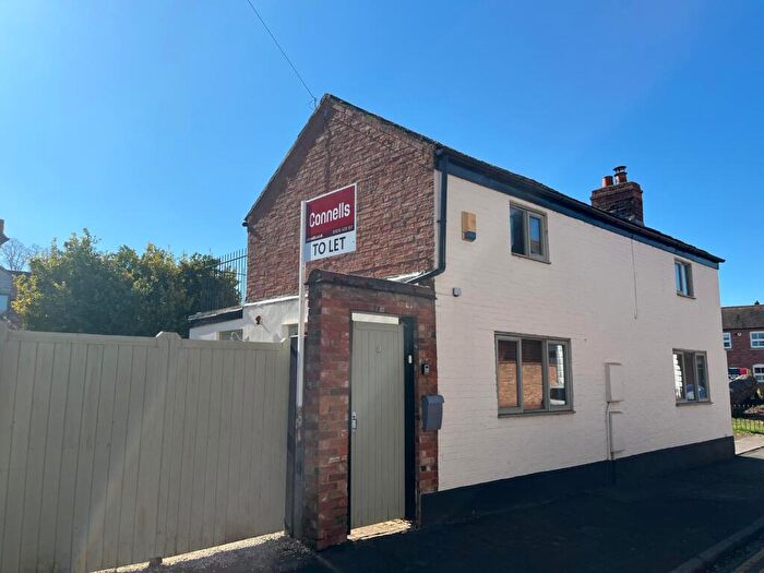 2 Bedroom House To Rent In Church Street, Barford, Warwick, CV35