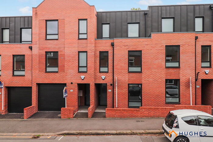 4 Bedroom Town House For Sale In Stalker Lees Road, Sharrow Vale, Sheffield, S11