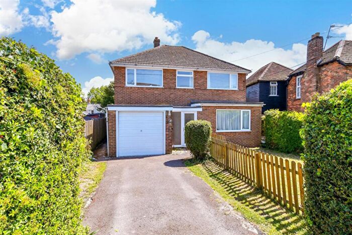 4 Bedroom Detached House For Sale In Station Road, Martin Mill, Dover, Kent, CT15
