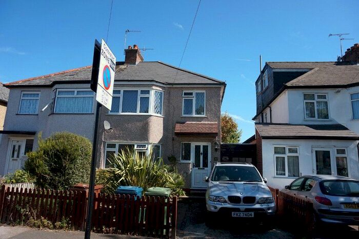 3 Bedroom Detached House To Rent In Canterbury Road, North Harrow, Middlesex, HA1