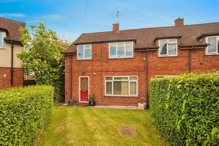 3 Bedroom End Of Terrace House For Sale In Tibbs Hill Road, Abbots Langley, WD5