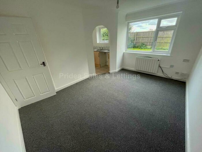 1 Bedroom Flat To Rent In High Street, Marton, DN21