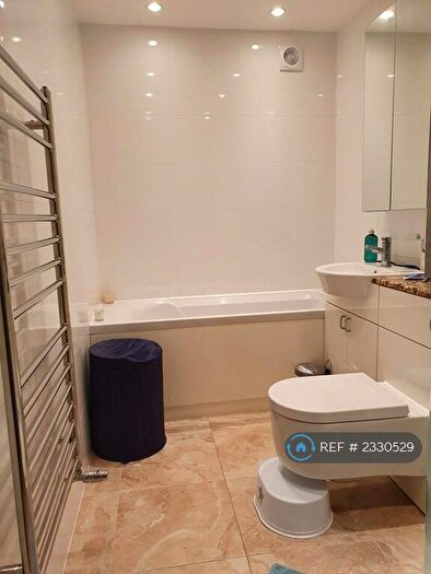 1 Bedroom Flat To Rent In Zig Zag Road, Kenley, CR8
