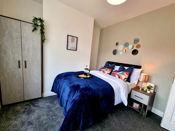 1 Bedroom Semi Detached House To Rent In Victor Avenue, Bury, BL9