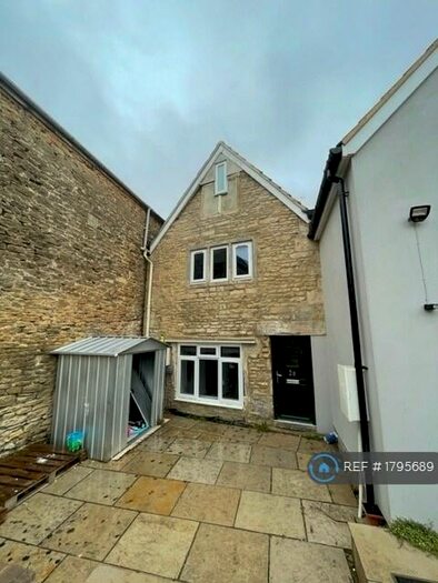 2 Bedroom Terraced House To Rent In The City, Melksham, SN12