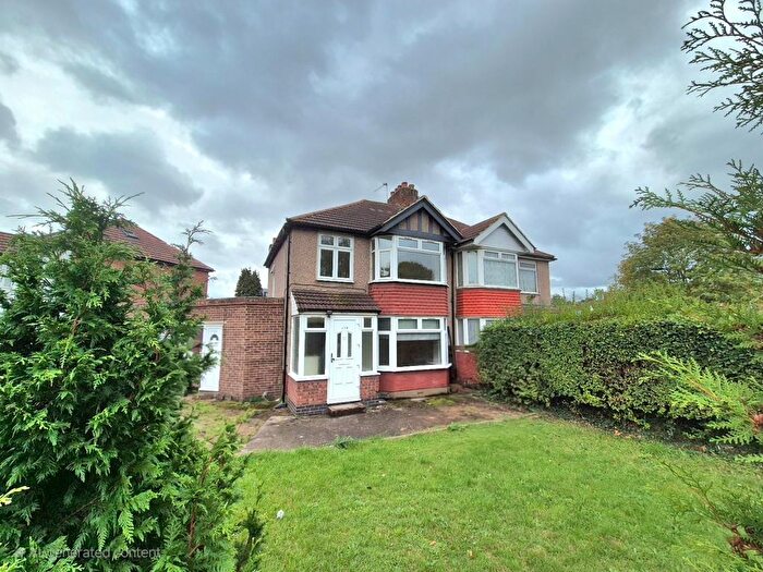 3 Bedroom Semi Detached House To Rent In Uxbridge Road, Southall, UB1
