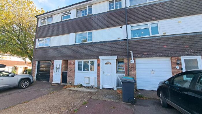 Property To Rent In Tamar Green, Hemel Hempstead, HP2