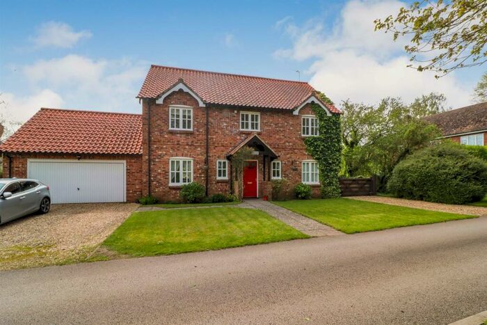 4 Bedroom Detached House For Sale In Lancaster Green, Hemswell Cliff, DN21