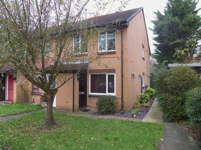 1 Bedroom Maisonette To Rent In Pippins Close, West Drayton, UB7