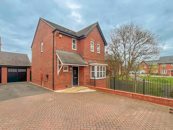 3 Bedroom Detached House For Sale In Lelleford Close, Long Lawford, Rugby, CV23
