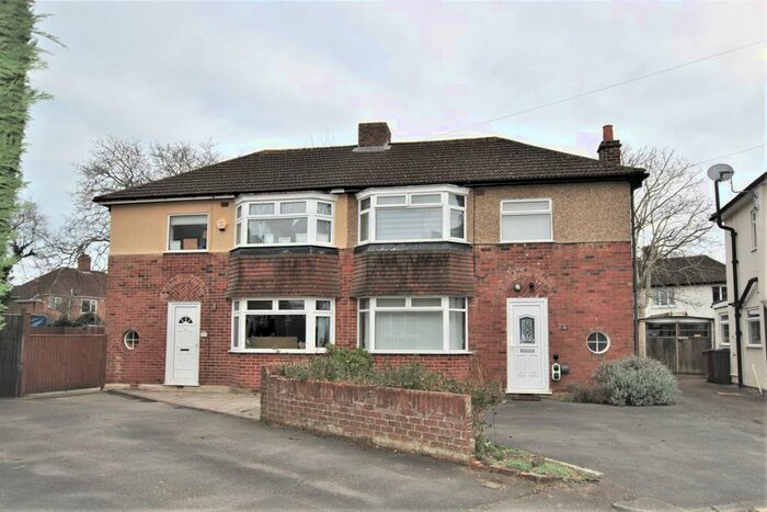 3 Bedroom Semi-Detached House To Rent In Onslow Gardens, Caversham, Reading, RG4