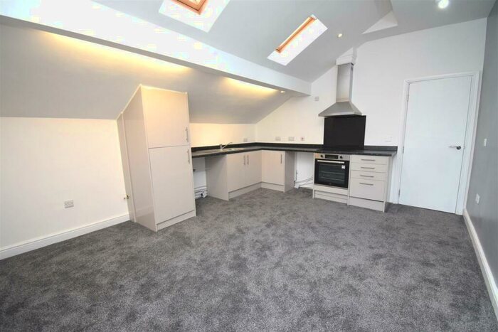 1 Bedroom Apartment To Rent In Leigh Road, Westhoughton, BL5