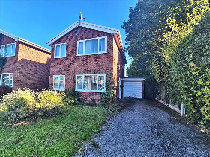 3 Bedroom Detached House For Sale In Fairway Gardens, Gwersyllt, Wrexham, LL11