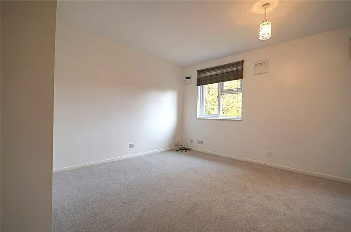 1 Bedroom Maisonette To Rent In Hookwood, Surrey, RH6